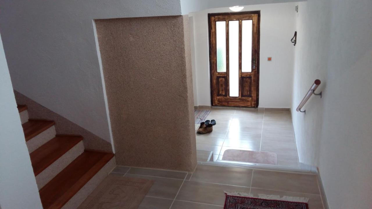 Vacation Home "Cehic" Kulen Vakuf Exterior foto